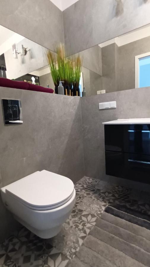 Apartament One Lägenhet Lublin Exteriör bild